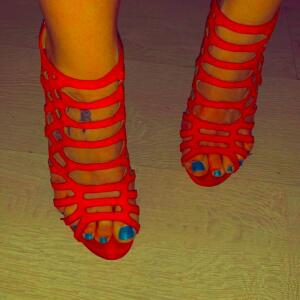 Feet_infinity8 mym