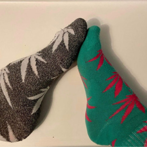 Feet_of_couple mym