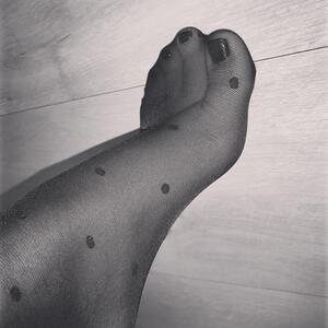 Feet_world_off mym