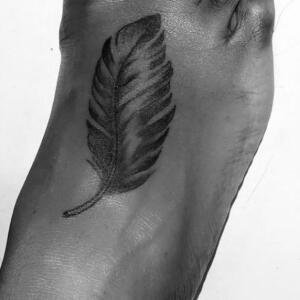 Female_feet mym
