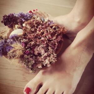 Flowery_feets mym