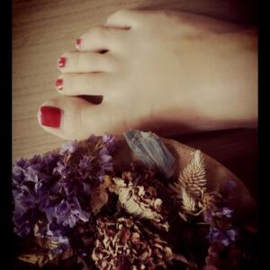 Flowery_feets mym