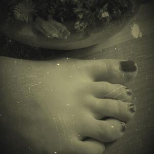 Flowery_feets mym