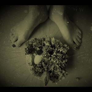 Flowery_feets mym