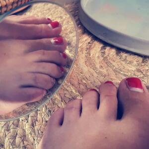 Flowery_feets mym