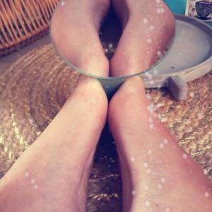 Flowery_feets mym