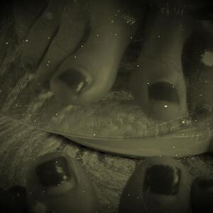 Flowery_feets mym