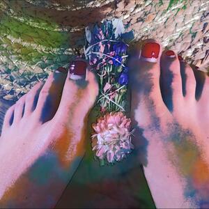 Flowery_feets mym