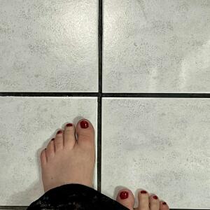 Foot_feet_fr mym