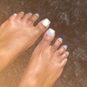 Foot_lovely_ mym