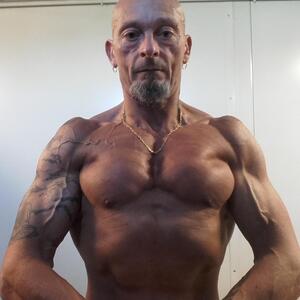Francky-exhibnaturiste mym