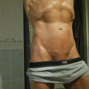 Francky-exhibnaturiste mym