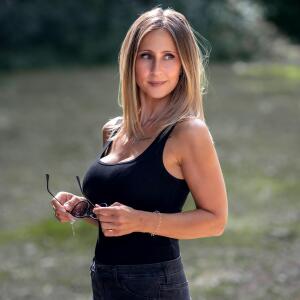 Frau_jenna_ mym