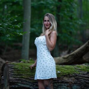 Frau_jenna_ mym
