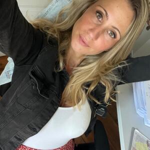 Frau_jenna_ mym