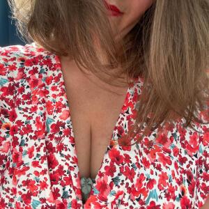 Frenchboredmom mym