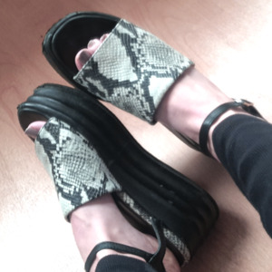 Gelly_feet mym
