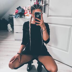 Girlanonyme_ mym