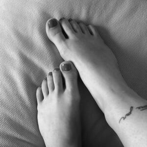 Girly_feet_ mym
