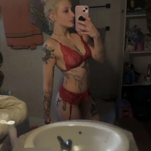 Glamfootyage mym