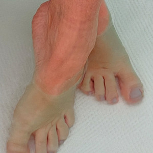 Gold_feets_sexy mym