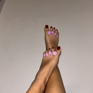 Gorgina_feet mym