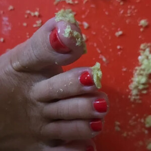Grace_fulldesire_feet mym