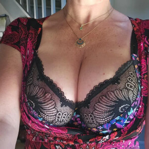 Helenademassy mym