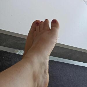 Hirona_foot mym