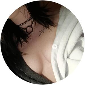 Hollow_private mym