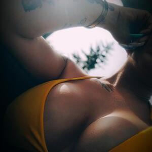 Holly_lorens mym
