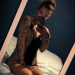Holly_lorens mym