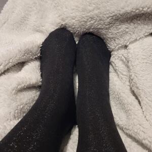 Hot_feet_housewife mym