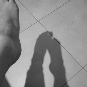 Hot_feet_housewife mym