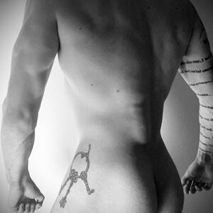 Human_off mym