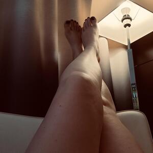 Iittle_flower_feet mym