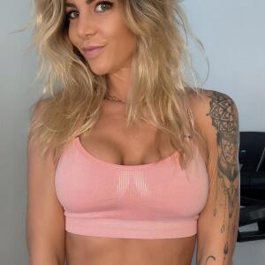 Ines_lacoste mym