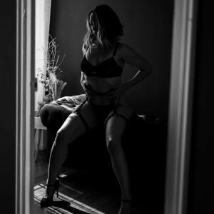 Intimate_caro mym