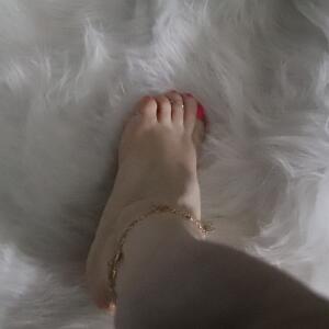 Isa_feet13 mym