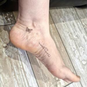 Isa_feet13 mym