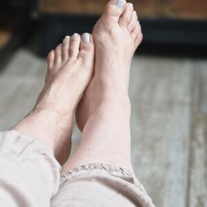 Isa_feet13 mym
