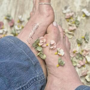 Isa_feet13 mym