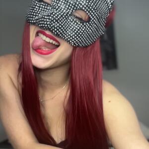 Izzzy_x mym