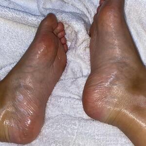 Jade_feet_ mym