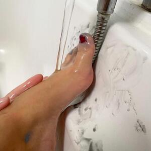 Jade_feet_ mym
