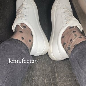 Jenn_feet29 mym