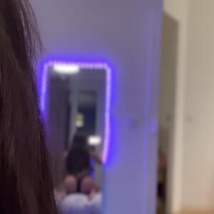 Jolie_brune mym