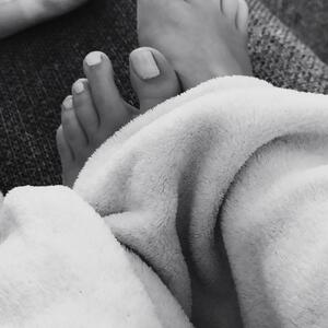 Jolis_pieds_nus mym