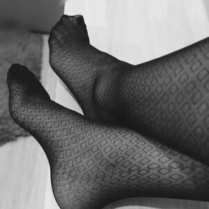 Jolis_pieds_nus mym