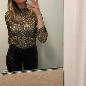 Julesstoryx mym
